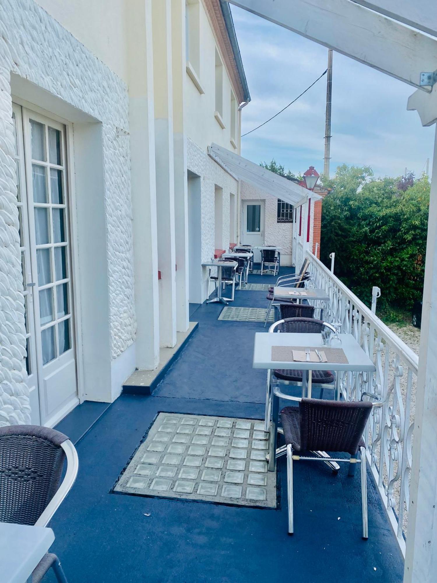 Auberge De Lamagistere Luaran gambar