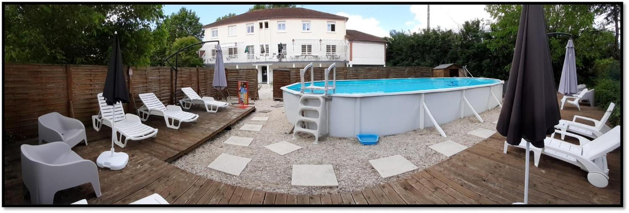 Auberge De Lamagistere Luaran gambar